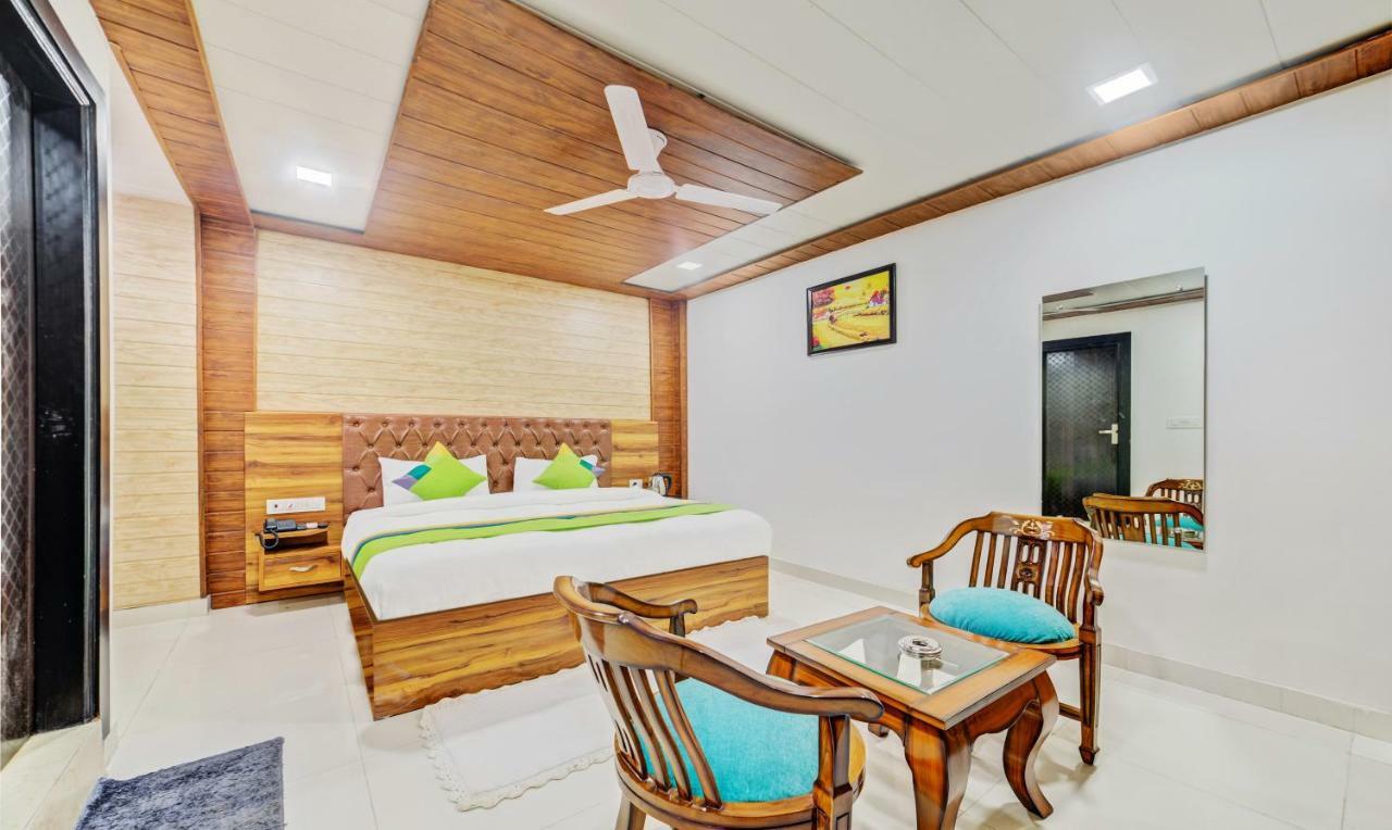 Hotel Nysha Palace Near Igi Airport Yeni Delhi Dış mekan fotoğraf